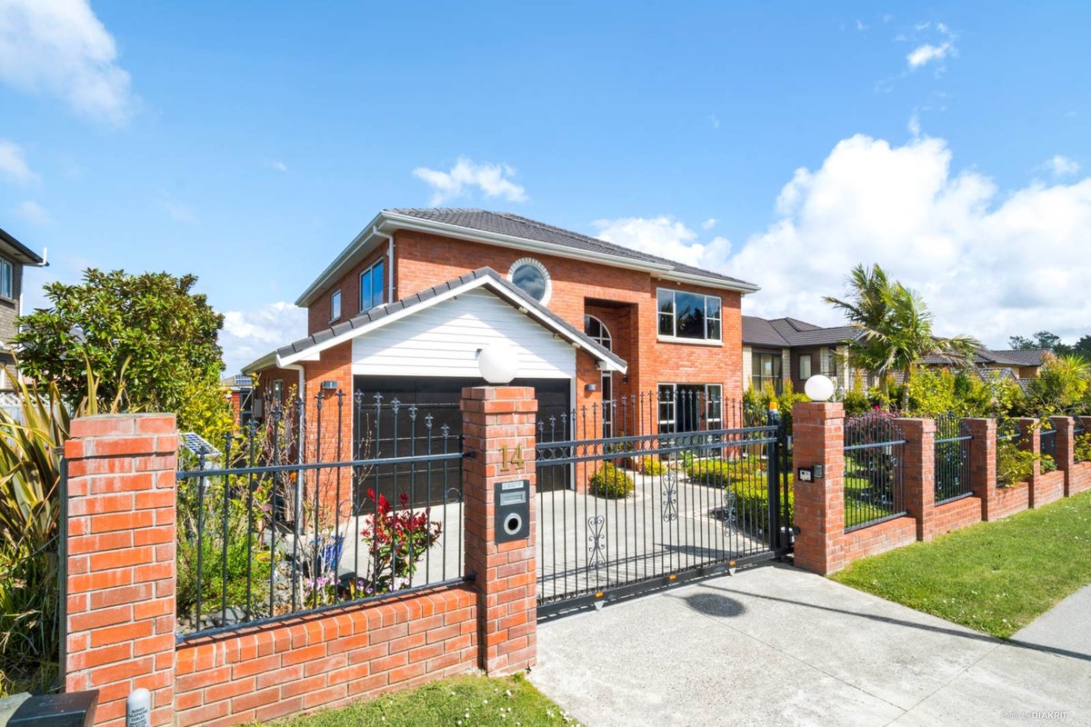 14 Corricvale Way, Northcross, Auckland - Carousel 2