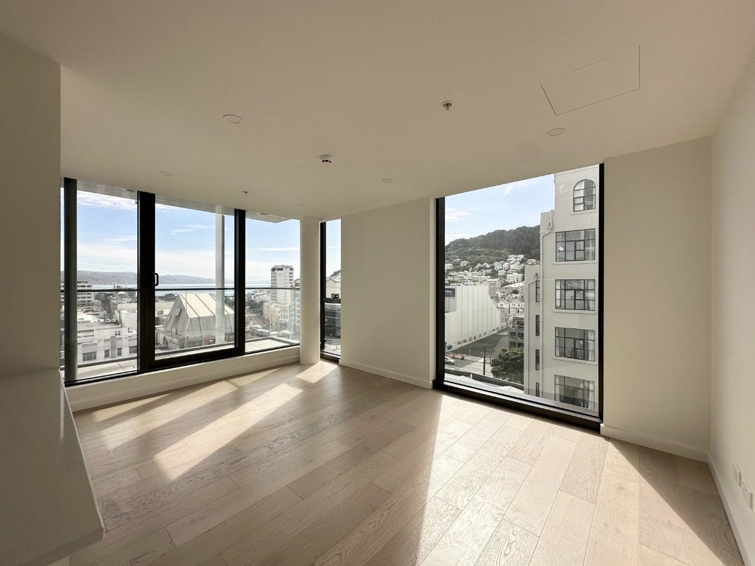 703/10A Alpha Street, Te Aro, Wellington - Carousel 2