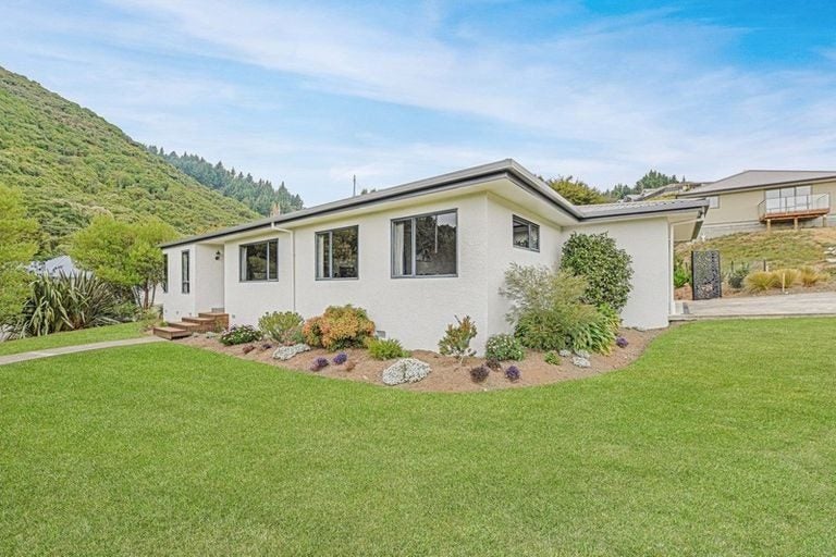 25 Clifford Avenue, Bishopdale, Nelson - Carousel 10