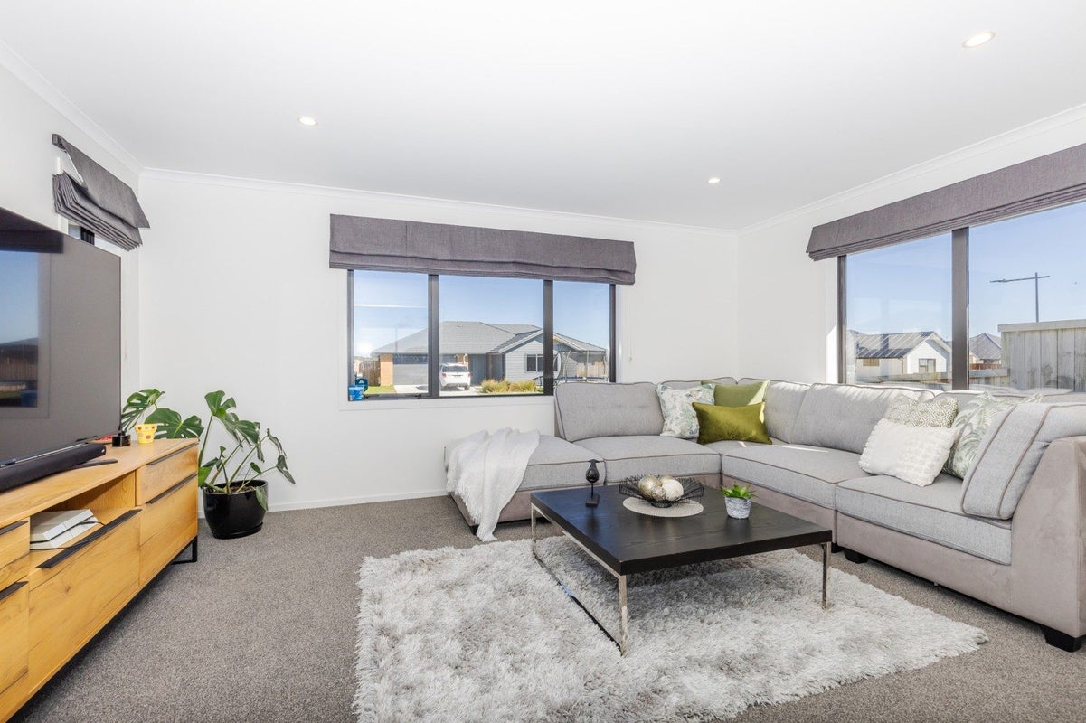 9 Tekapo Road, Baverstock, Hamilton - Carousel 2