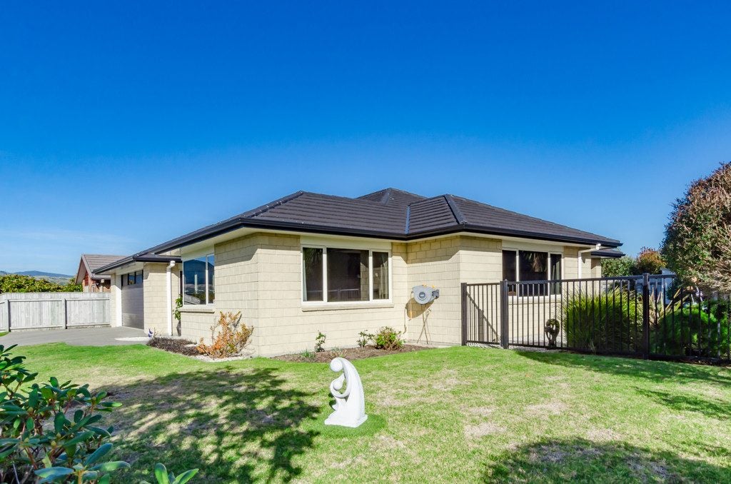 3 Patterson Lane, Raumati Beach, Paraparaumu - Carousel 23