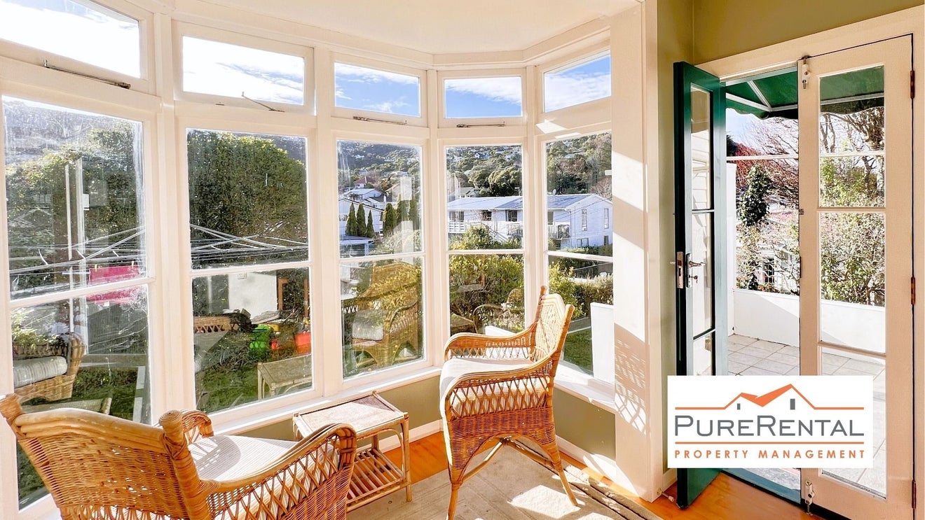 370 Karori Road, Karori, Wellington - Carousel 1