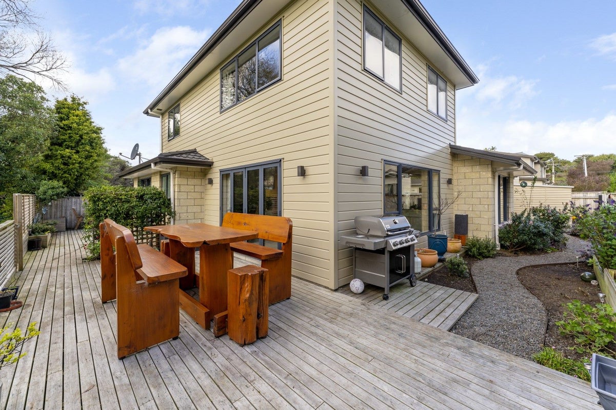 37B Tiromoana Road, Raumati South, Paraparaumu - Carousel 1