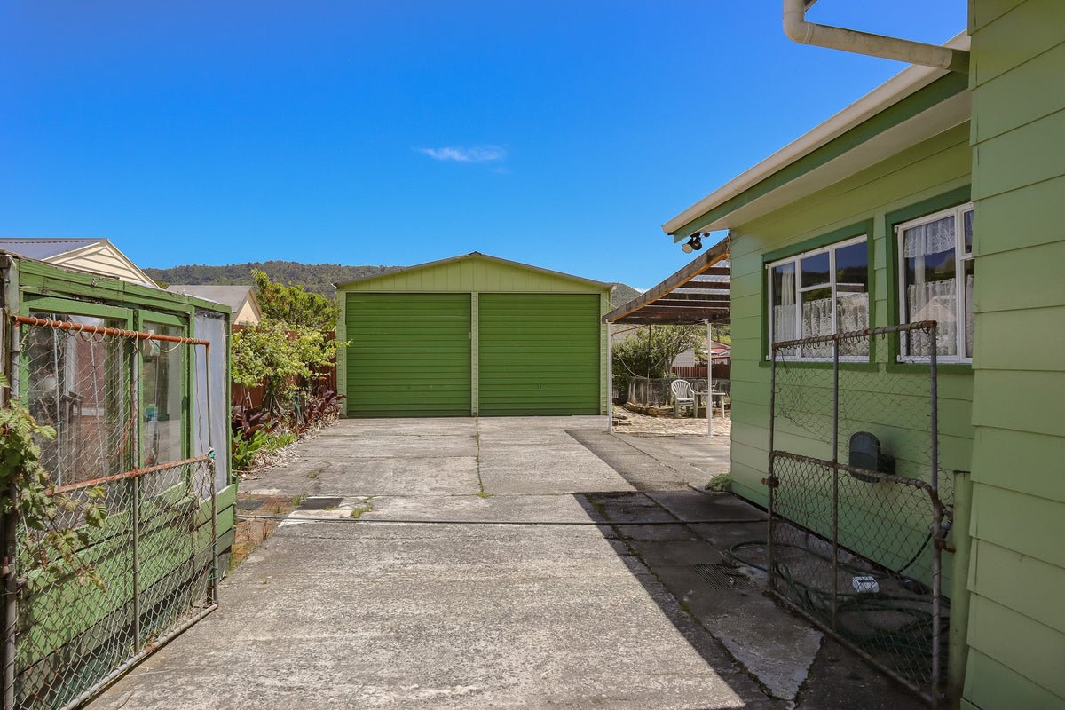 1 Ross Street, Dunollie, Runanga - Carousel 2