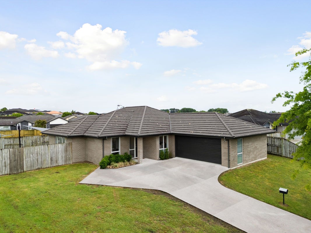 54 Cumberland Drive, Flagstaff, Hamilton - Carousel 2