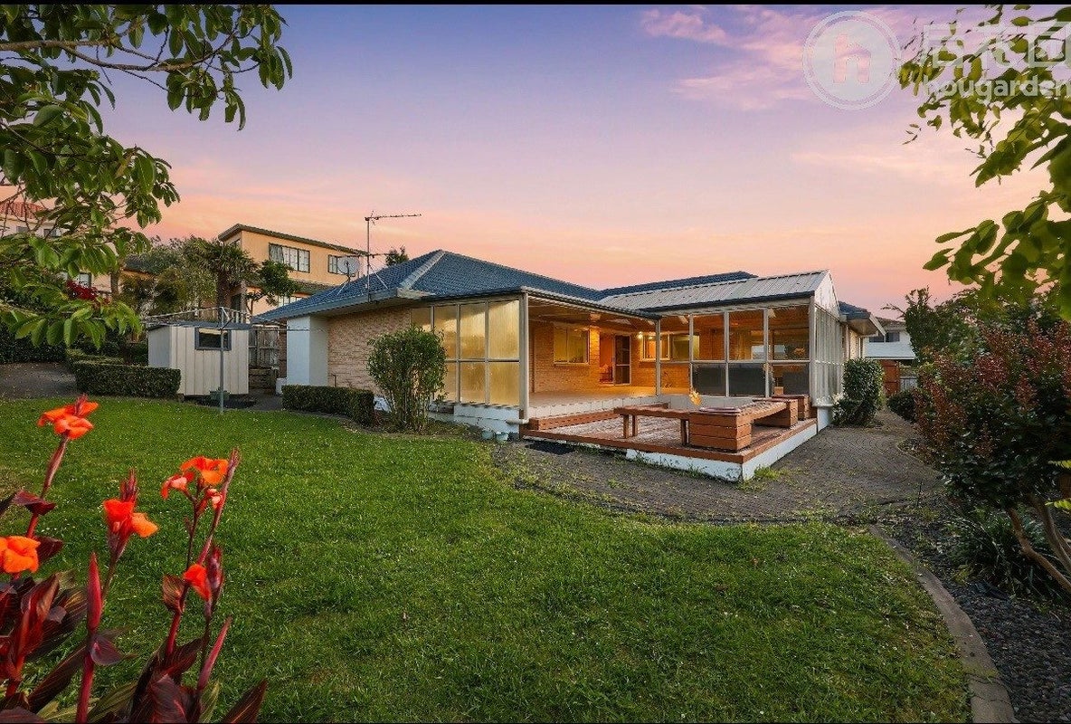 33 Wiltshire Place, Somerville, Manukau - Carousel 12