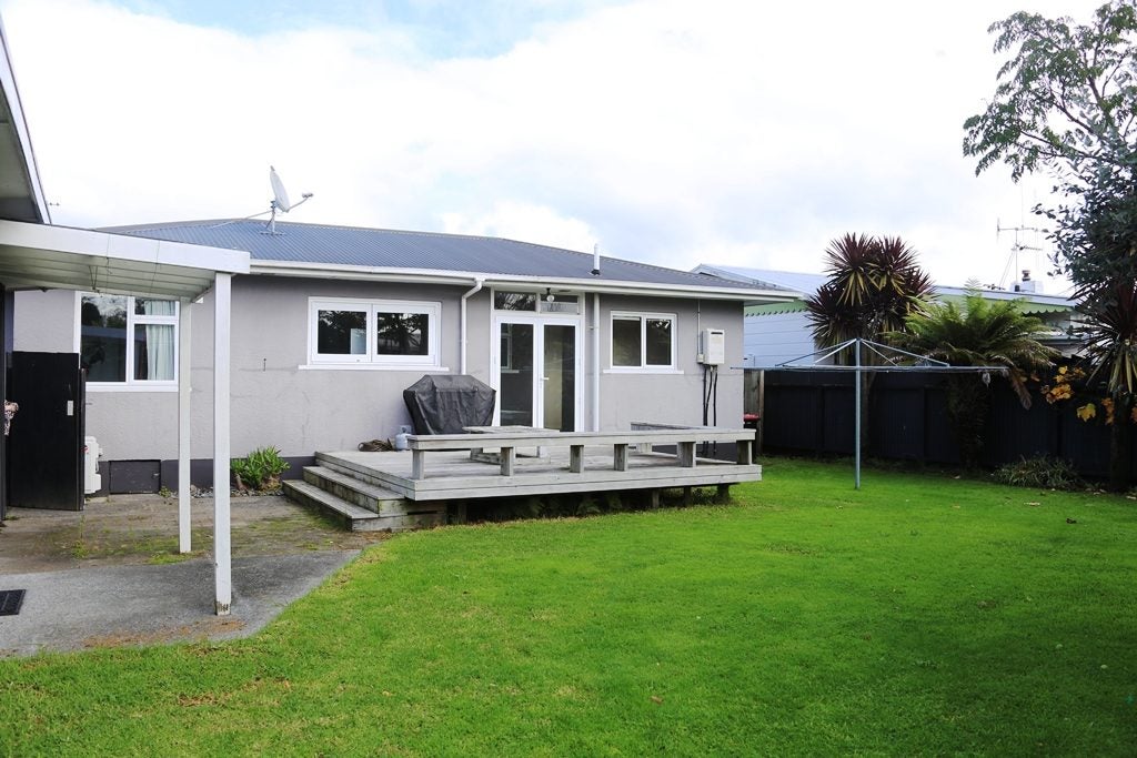0 Tyrone Street, Ranfurly, Ranfurly - Carousel 2