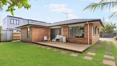 33 Tilberg Street, Favona, Auckland - Carousel 1