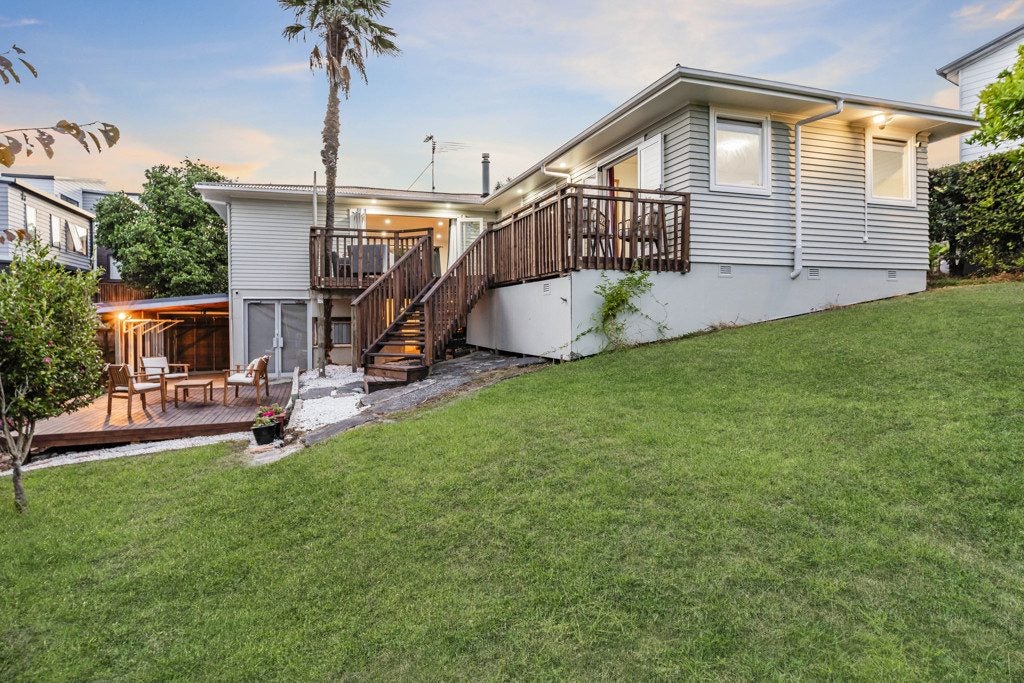 46A Ruawai Road, Mount Wellington, Auckland - Carousel 1
