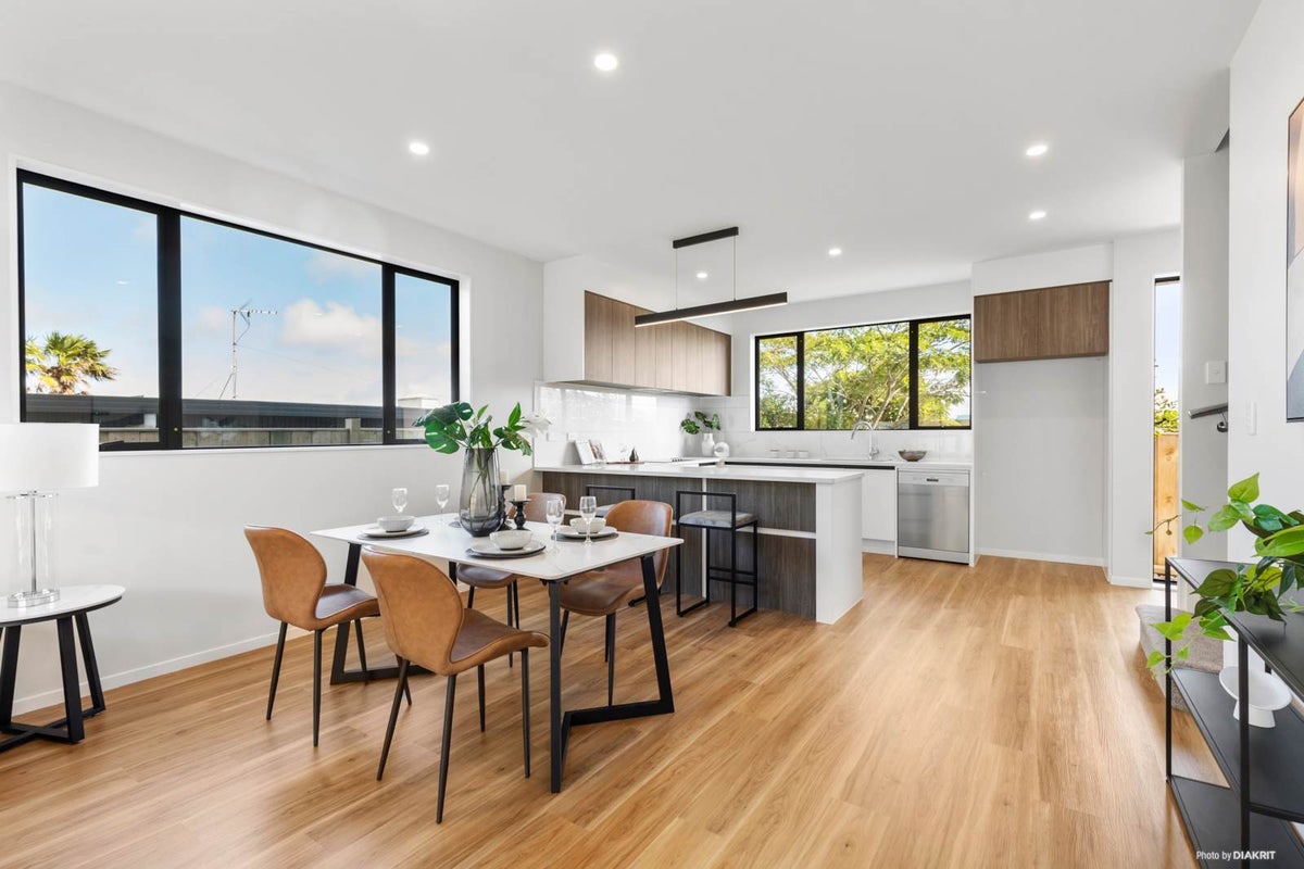 421A Glenfield Road, Glenfield, Auckland - Carousel 2