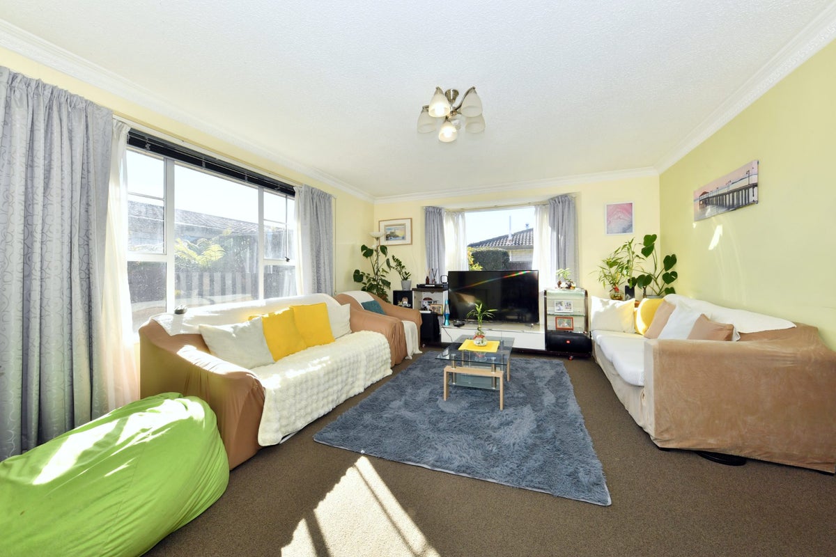 2/23C CRAVEN STREET, Sockburn, Christchurch - Carousel 2