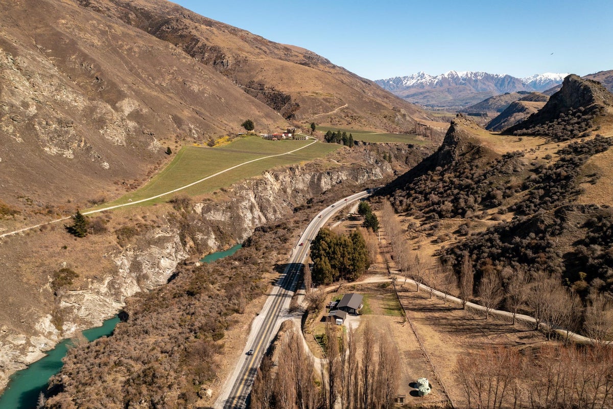 1633A Gibbston Highway, Gibbston, Queenstown - Carousel 2