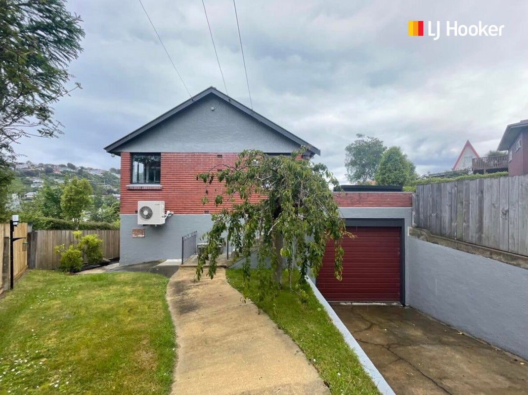 15 Chapel Street, Kaikorai, Dunedin - Carousel 1