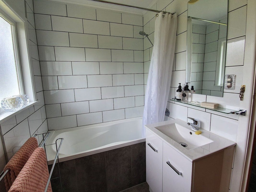 817 Lawrence Street, Akina, Hastings - Carousel 13