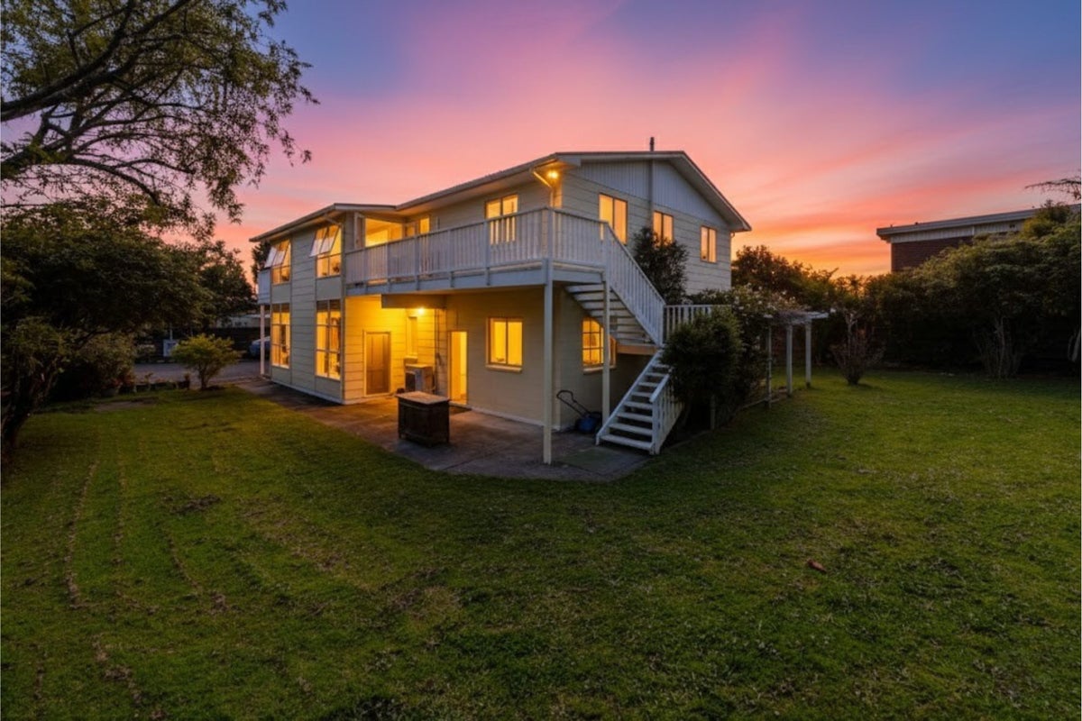 20 Bexley Place, Pahurehure, Papakura - Carousel 1