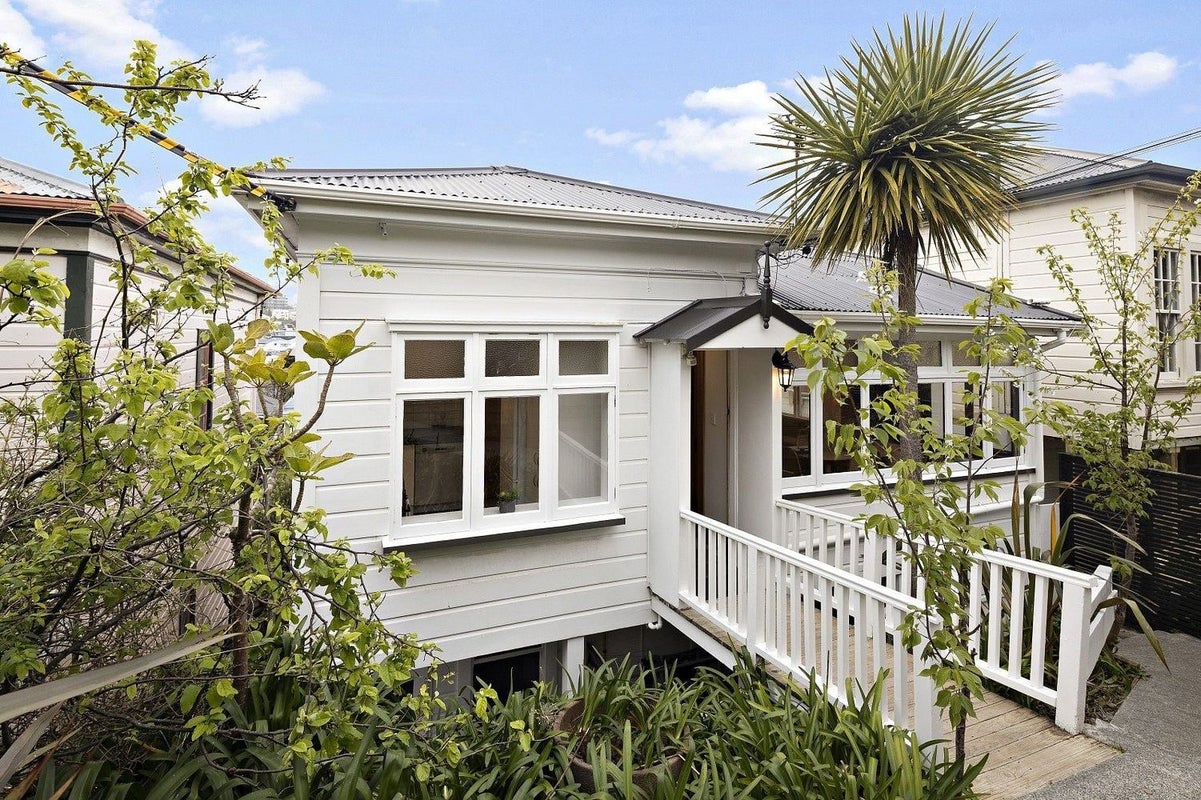 20 Kenwyn Terrace, Newtown, Wellington - Carousel 1