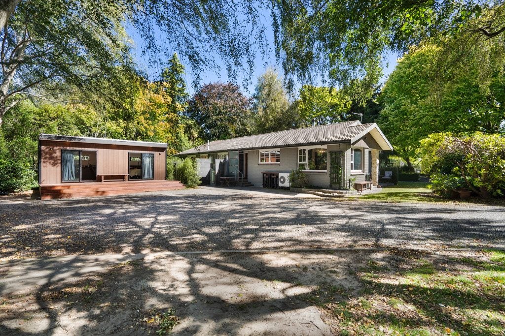 8 Candys Road, Halswell, Christchurch - Carousel 1