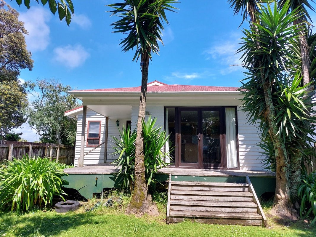 29 Paynters Avenue, Strandon, New Plymouth - Carousel 2