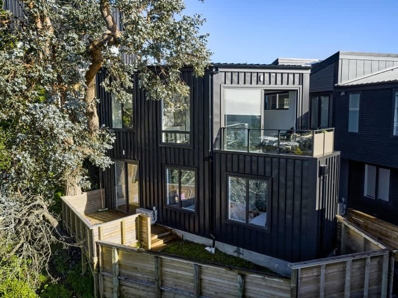 5/80 Seatoun Heights Road, Seatoun, Wellington - Carousel 1