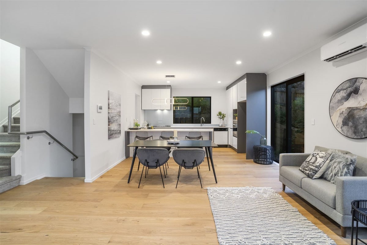 19C Sunderlands Road, Half Moon Bay, Auckland - Carousel 36