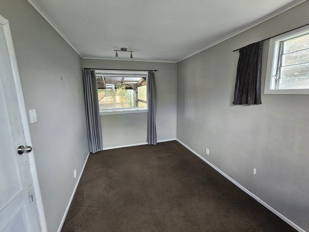 23 Karaka Street, Nawton, Hamilton - Carousel 11
