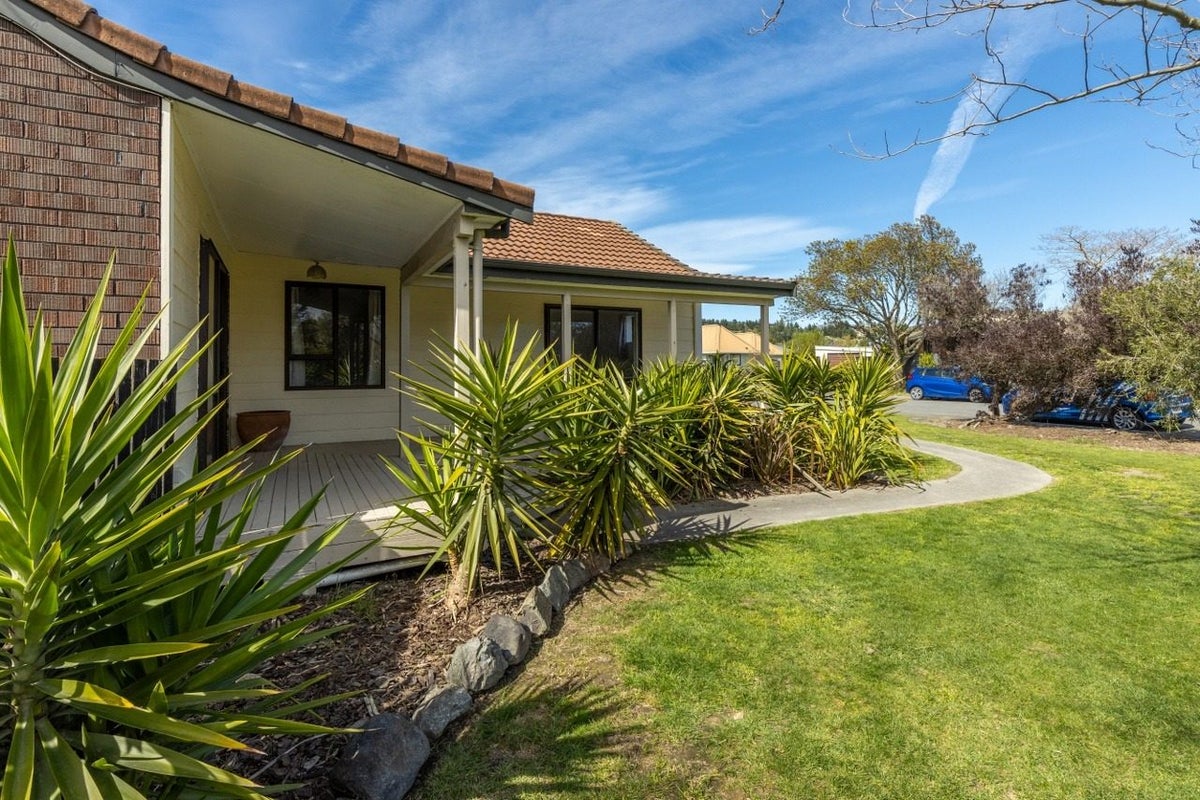 6 Rata Place, Witherlea, Blenheim - Carousel 1
