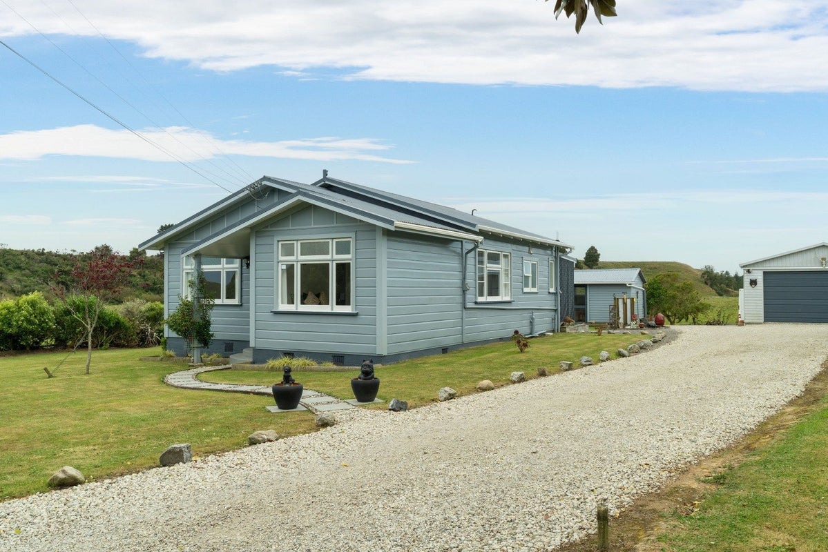 265 Potts Road, Koputaroa, Levin - Carousel 1