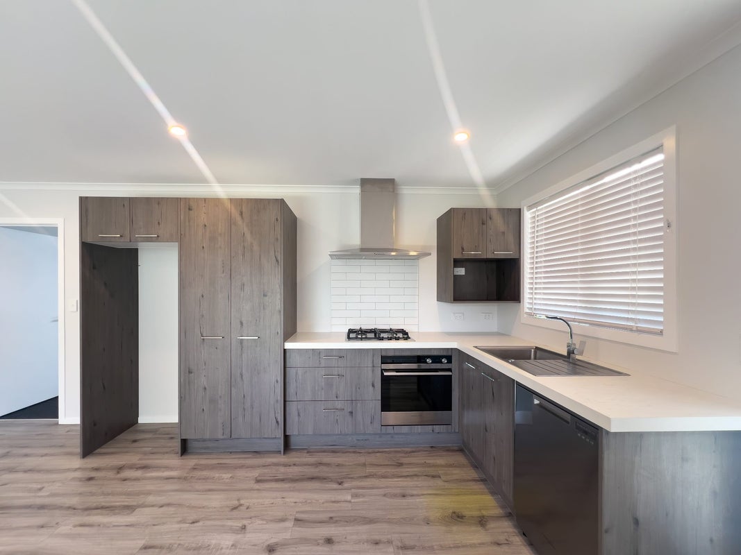 1/20 Alanbrooke Place, Beerescourt, Hamilton - Carousel 2