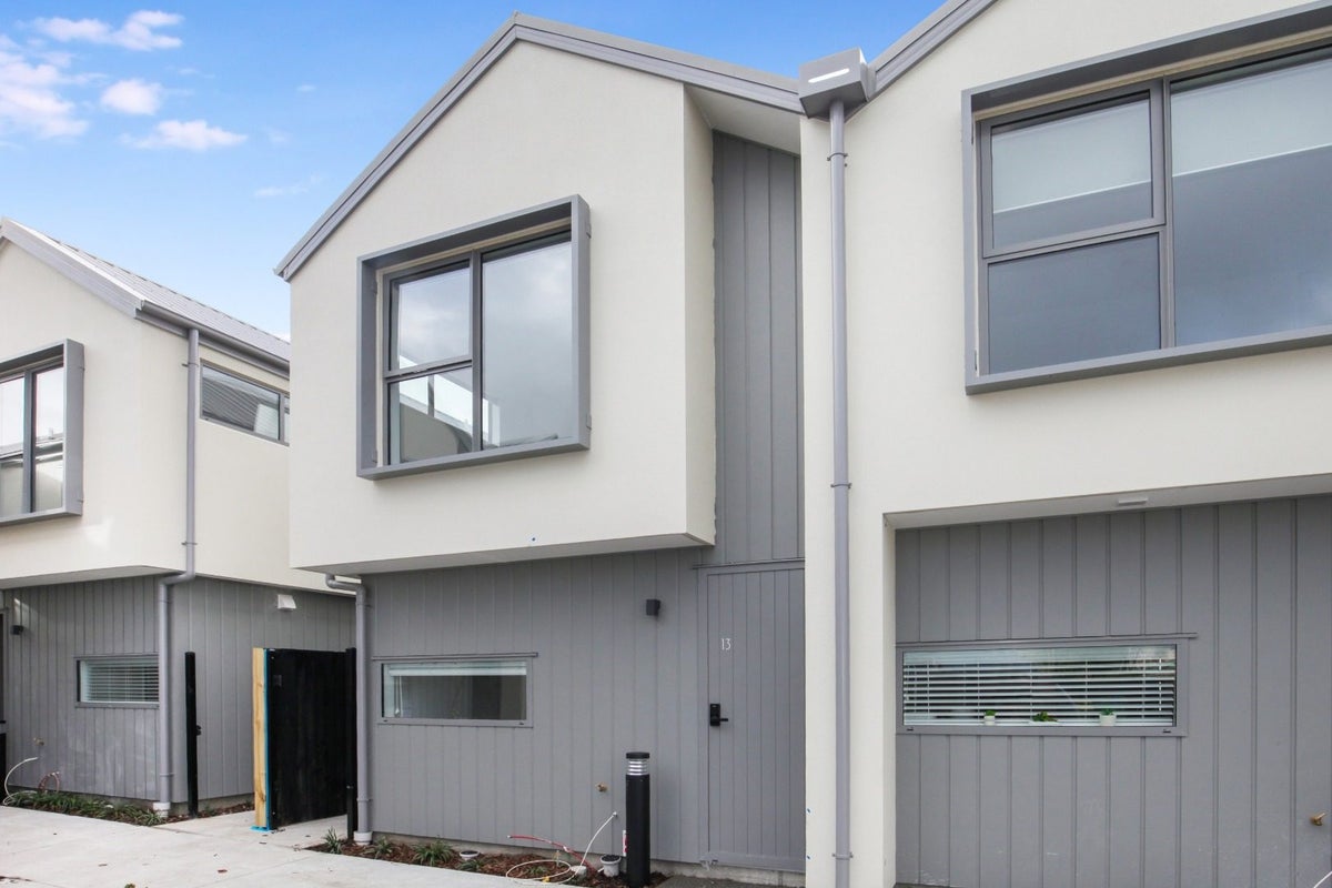 13/129 Tancred Street, Linwood, Christchurch - Carousel 1
