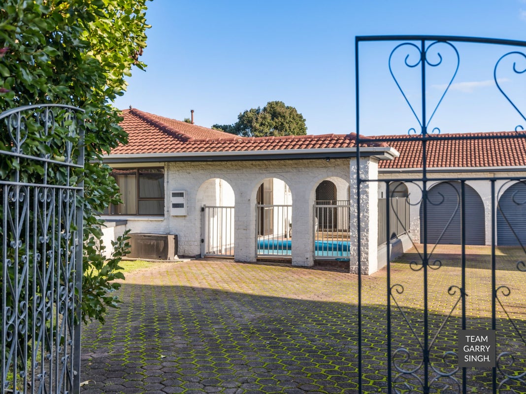 14 Emory Drive, Conifer Grove, Takanini - Carousel 2