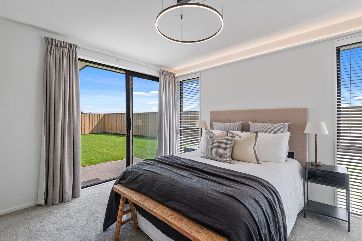 5 Oakleigh Street, Woodend, Woodend - Carousel 25