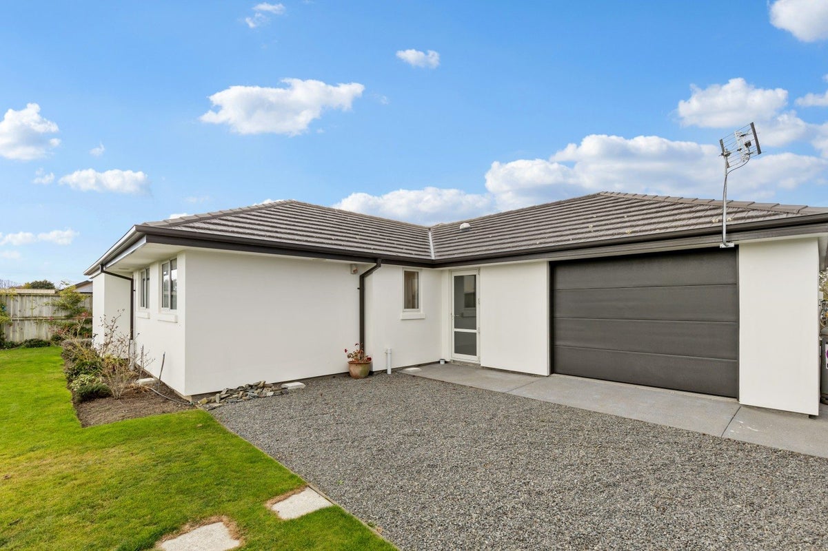 4 William Hyde Place, Darfield, Darfield - Carousel 32