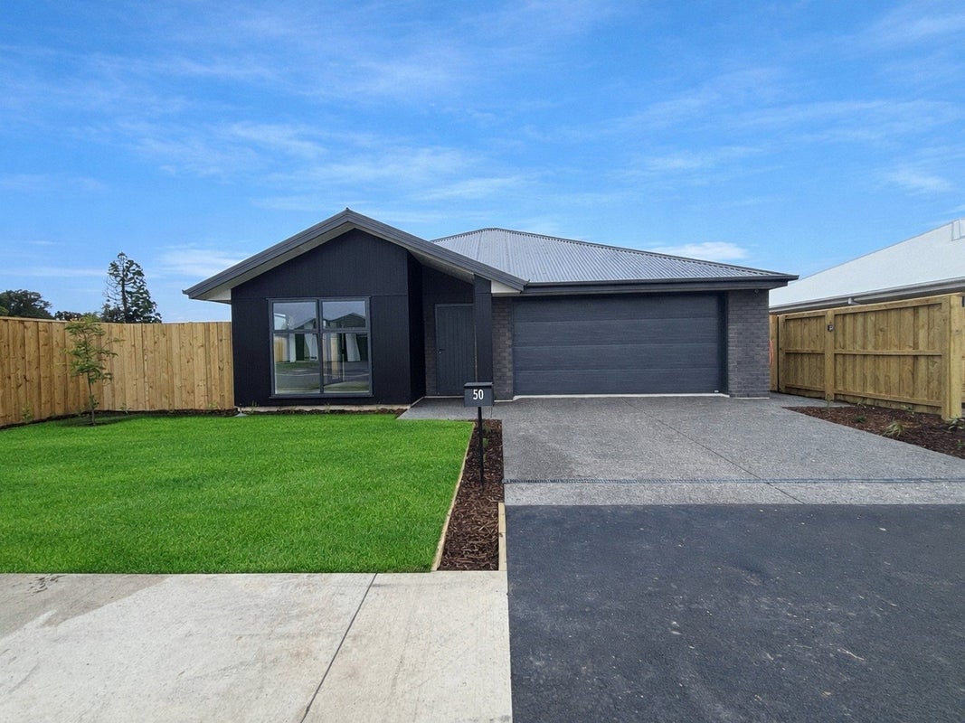 50 O'Callaghan Drive, Lincoln, Lincoln - Carousel 1
