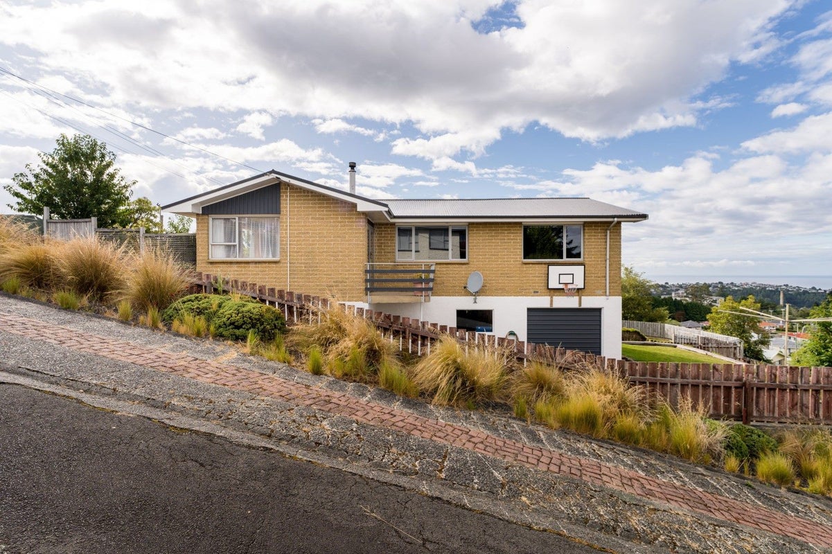 32 Salmond Street, Halfway Bush, Dunedin - Carousel 23