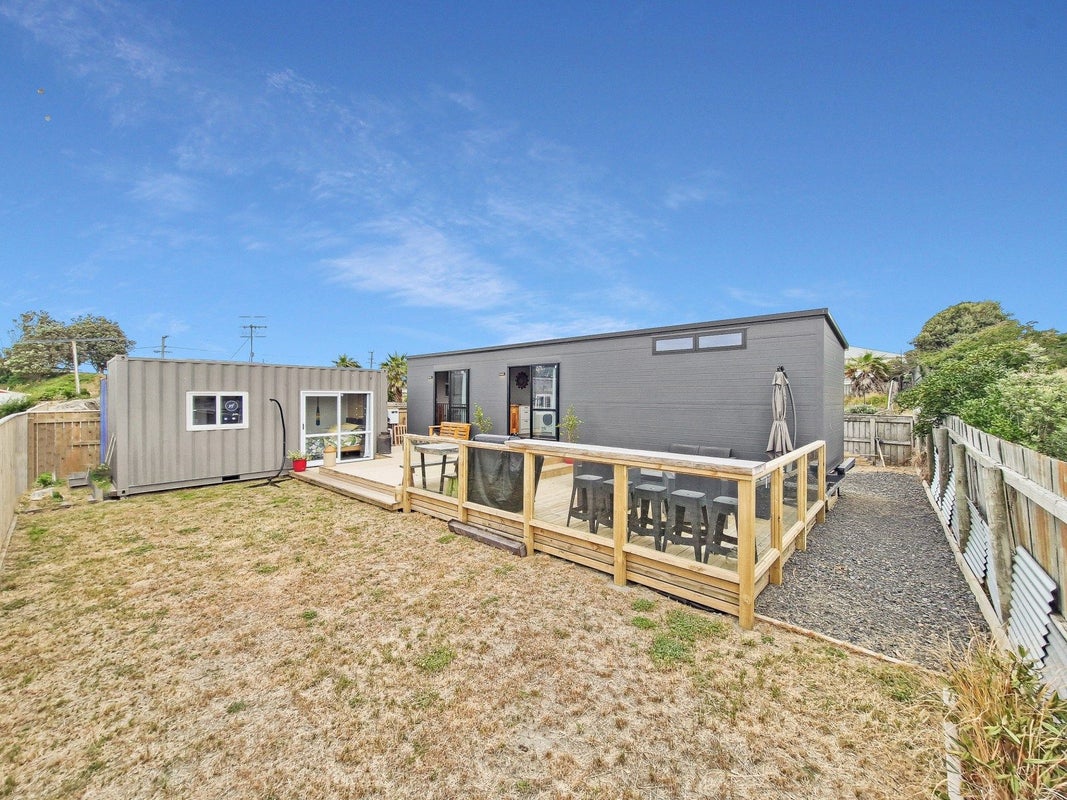 64A Pratt Avenue, Foxton Beach, Foxton - Carousel 2