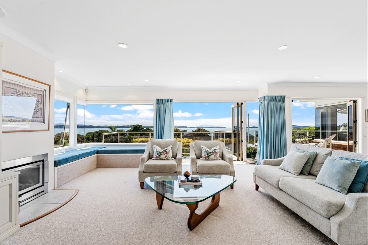 16 Willjames Avenue, Algies Bay, Warkworth - Carousel 2