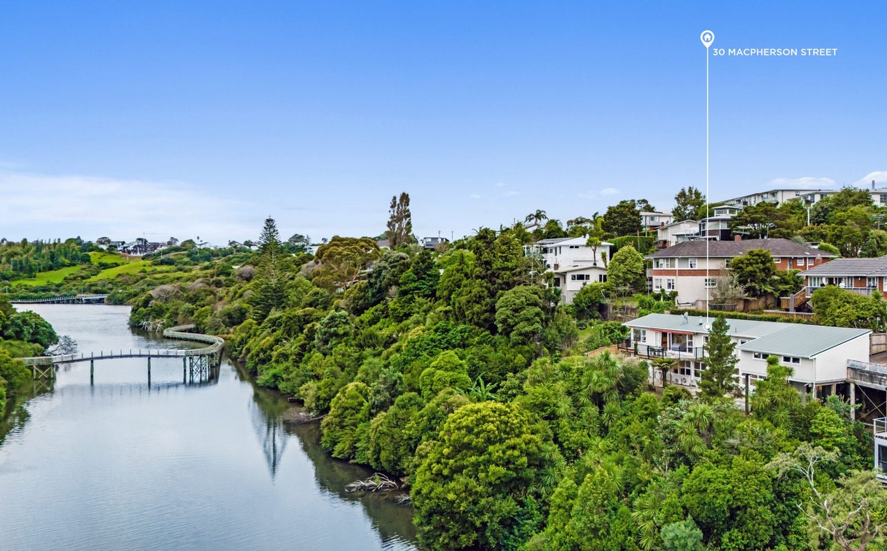 30 MacPherson Street, Meadowbank, Auckland - Carousel 1