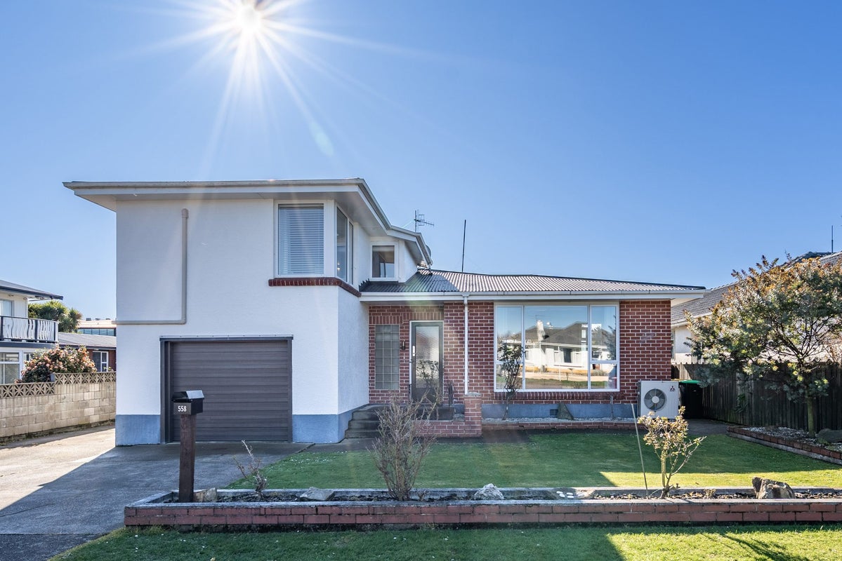 558 Tay Street, Hawthorndale, Invercargill - Carousel 16