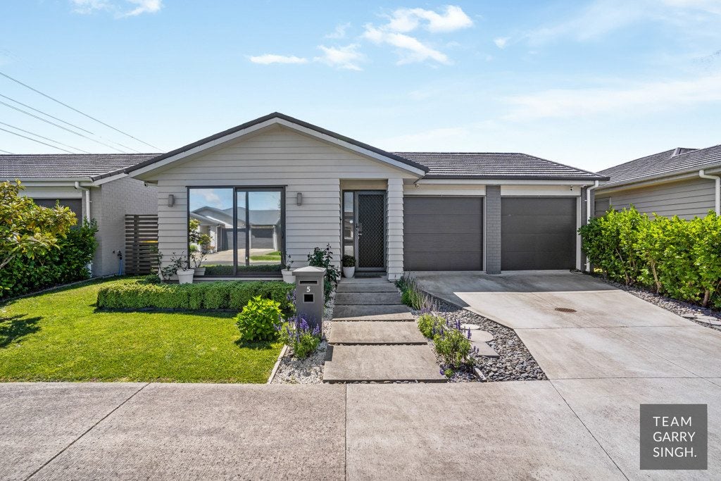 5 Aero Place, Takanini, Auckland - Carousel 1