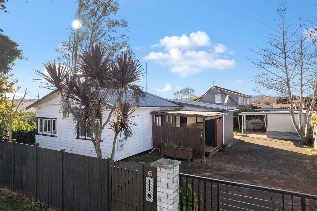 6 James Street, Victoria, Rotorua - Carousel 1