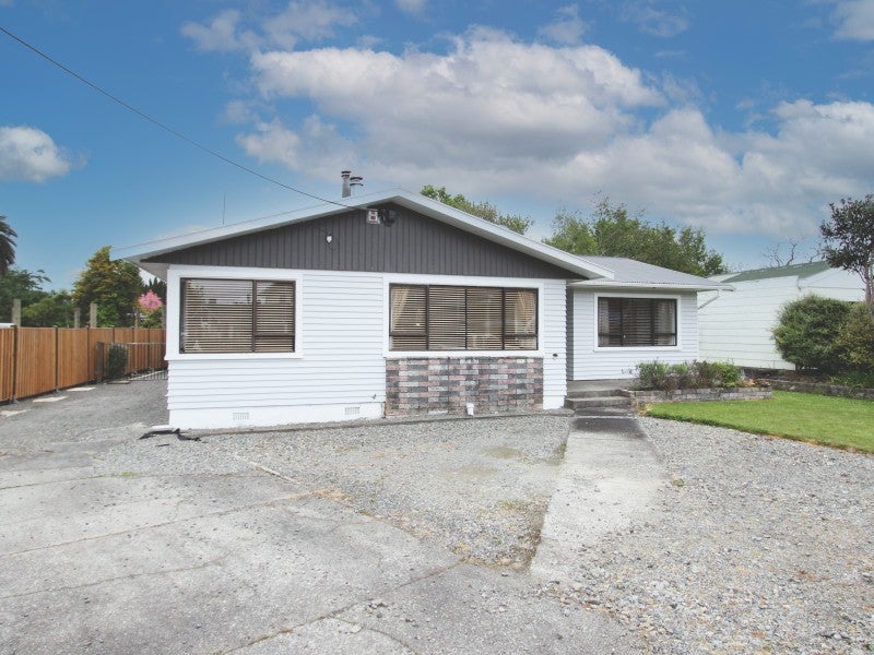 4 Alexandra Street, Pahiatua - Carousel 1