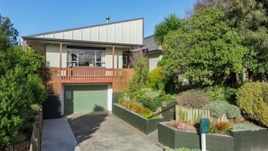 11 Hillcrest Avenue, Witherlea, Blenheim - Carousel 1