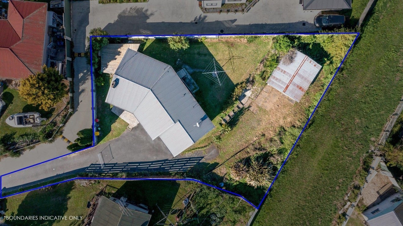 9 Guy Place, Melville, Hamilton - Carousel 12