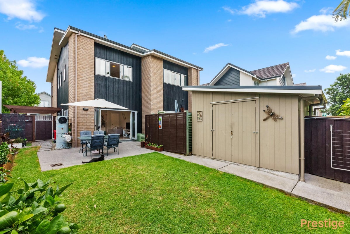 15 Lester Street, Hobsonville, Auckland - Carousel 1