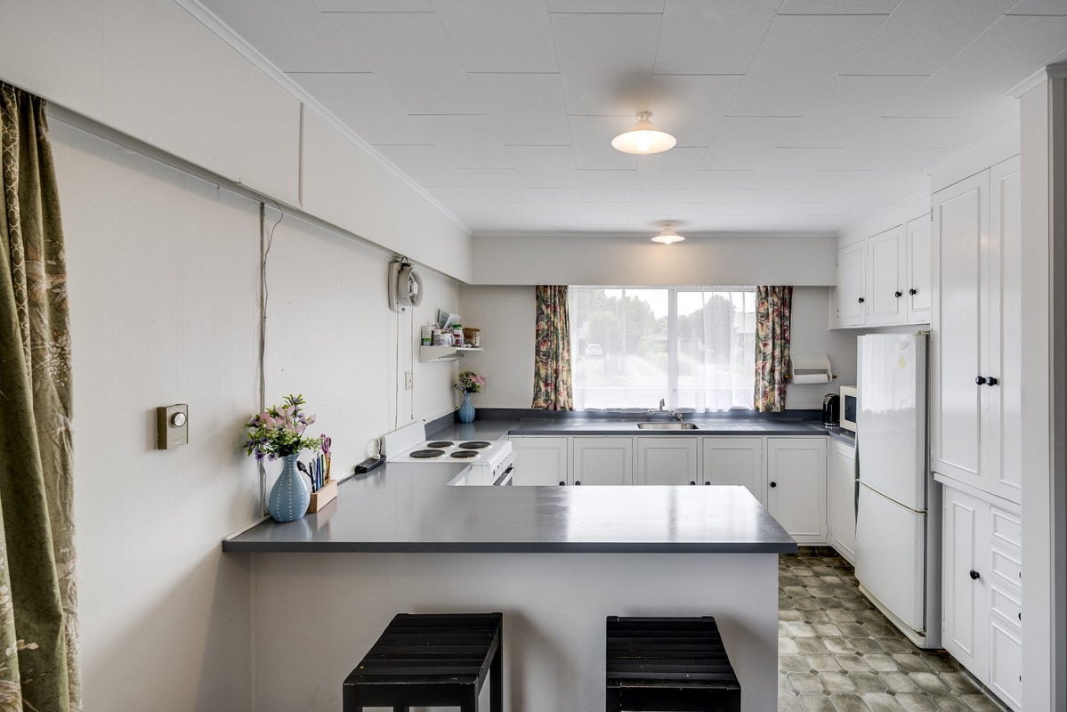 1/700 Fitzroy Avenue, Mahora, Hastings - Carousel 2