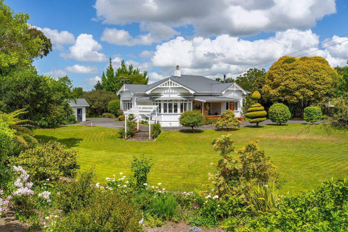 63 Pownall Street, Masterton, Masterton - Carousel 1