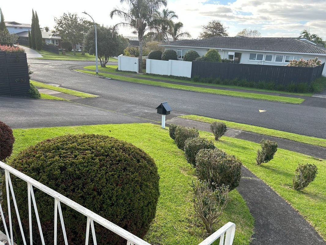 2/1 Melissa Place, Farm Cove, Auckland - Carousel 2