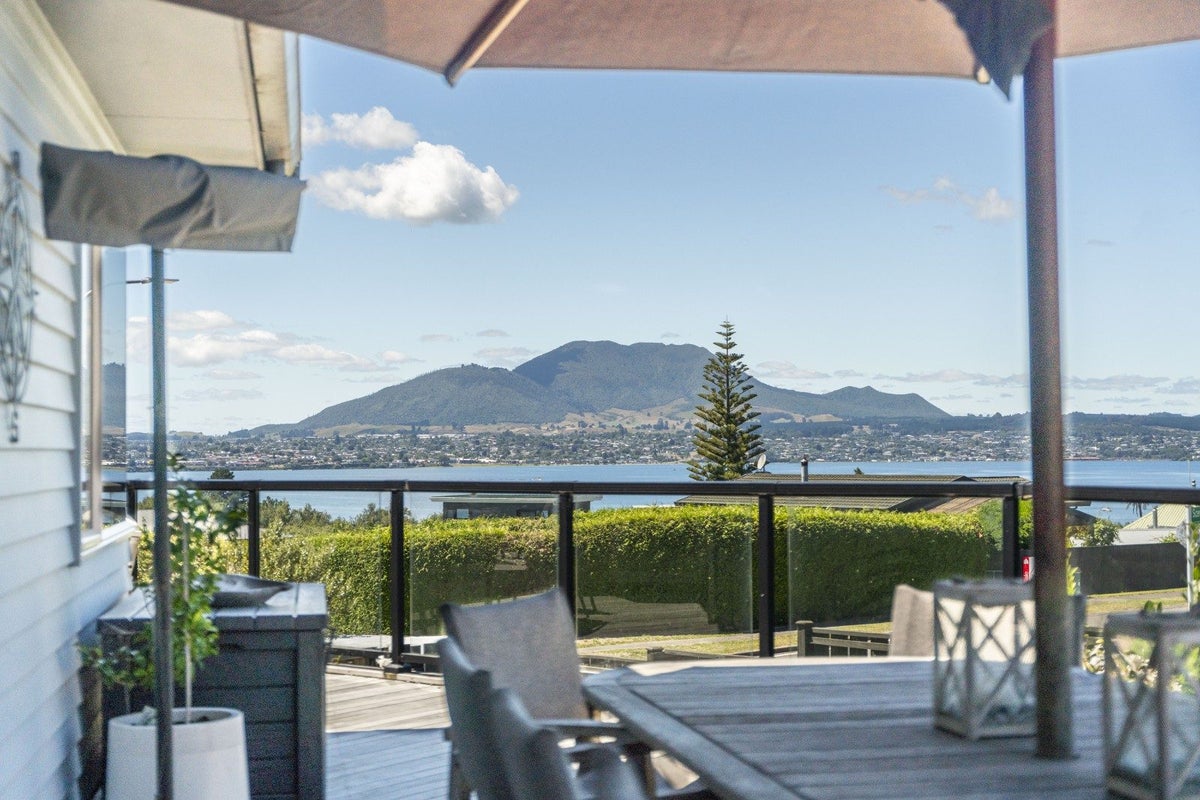 17 Shera Street, Acacia Bay, Taupo - Carousel 25
