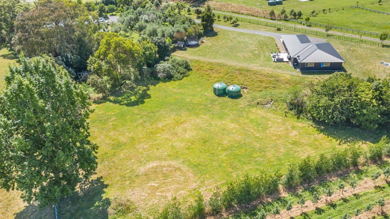 143B Muhunoa East Road, Ohau, Ohau - Carousel 17