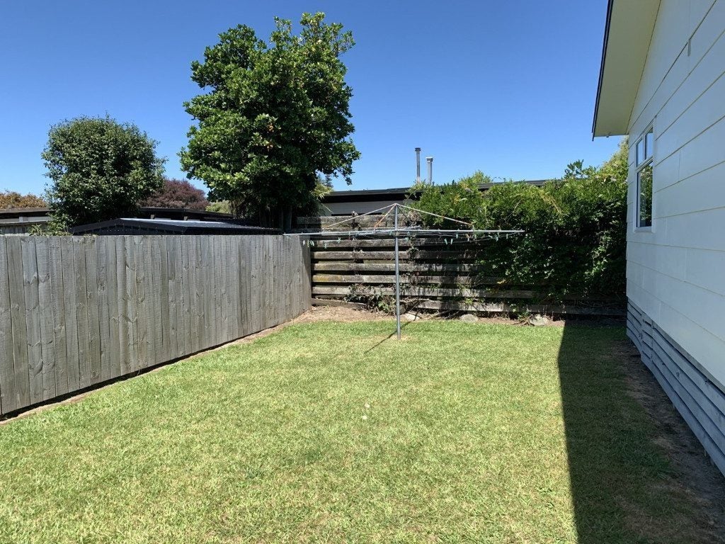 92B Cook Street, Hamilton East, Hamilton - Carousel 12